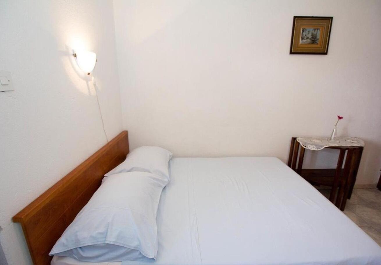 Sućuraj Apartments Juri מראה חיצוני תמונה