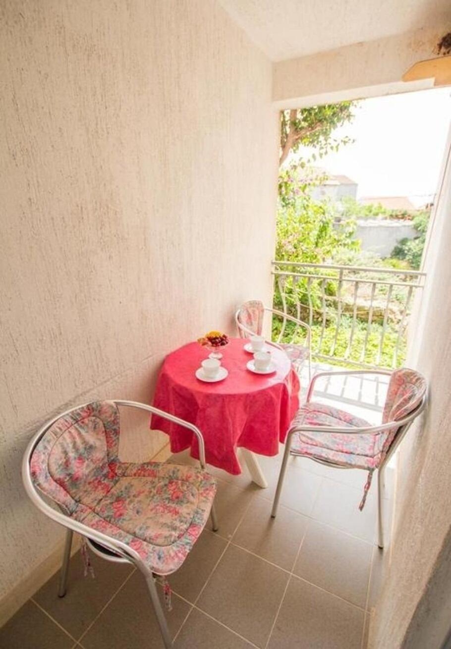 Sućuraj Apartments Juri מראה חיצוני תמונה