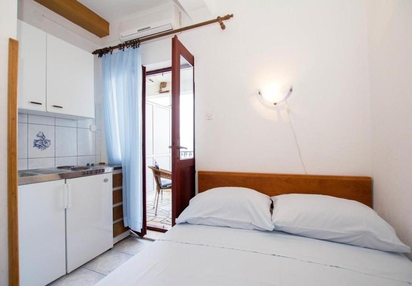 Sućuraj Apartments Juri מראה חיצוני תמונה
